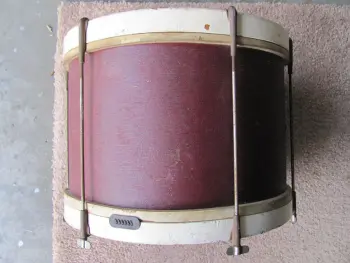 Who made this drum?