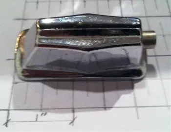 Trying to date this old Pearl set...