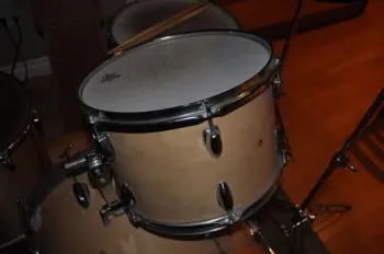 A little help identifying these drums