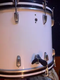 3 ludwig shells and LOTS of questions...