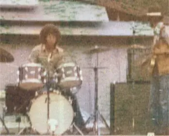 Pictures Of Vintage Drummers and Their Drums From The Way Back Machine