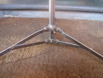 can anyone identify these single braced, flat base cymbal stands?