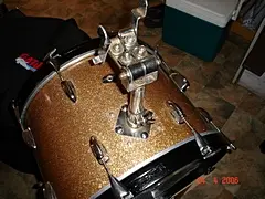 Slingerland tom mount and shell query.