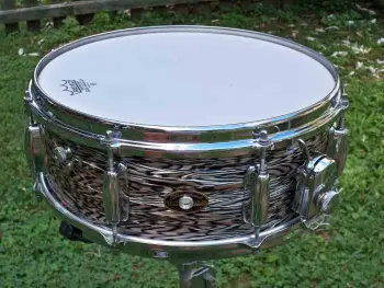 Uncatalogued Slingerland Finish?
