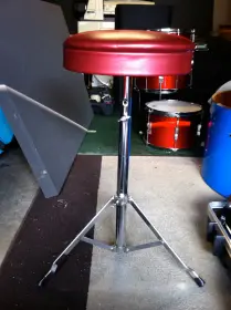 Is this a ludwig throne?