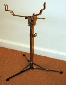 Could this be a vintage Gretsch snare stand?