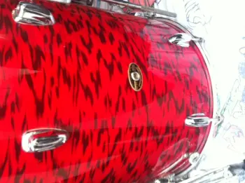 Slingy Red Tiger Pearl Kit Year Huh?