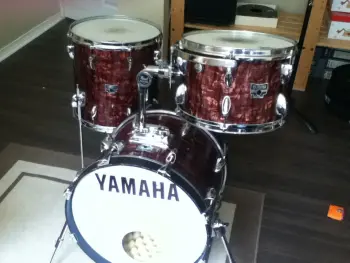 Vintage Yamaha Kit