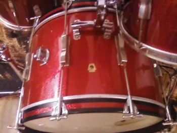Ludwig Red Sparkle Club Date Drums
