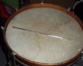Claw &amp; Rod For Marching Snare