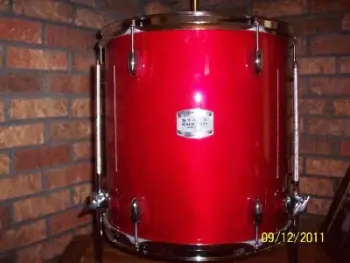 14x14 Yamaha all Birch Stage Custom Floor Tom
