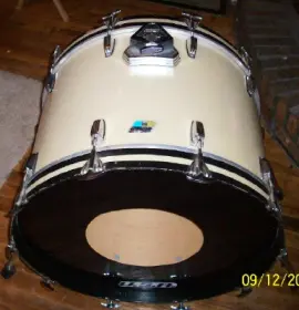 Ludwig 24'' Bass Drum 1980's B/O Badge