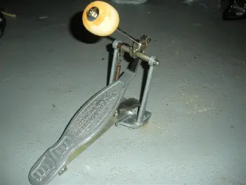 Cleaning old bass drum beater?