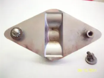 Gretsch floor tom mount question
