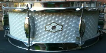 Satin Flame Wrap = Rolux Illusion Film?