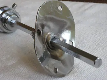 Rogers Swivo Collet Plate - weird!!