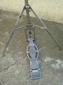 Ludwig cymbal stands