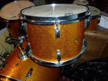 Ludwig Gold Sparkle Drums