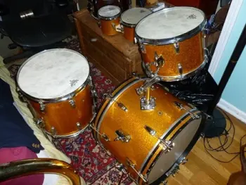 Ludwig Gold Sparkle Drums