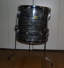 60's Ludwig keystone badge blue oyster pearl 14&quot; x14&quot; floor tom!