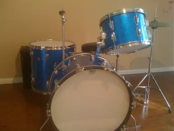 My 1967 Ludwig Super Classics MINT. YEEHA!!