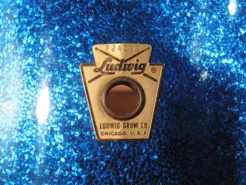 Ludwig Blue Sparkle Pioneer Snare w/ Case - $175