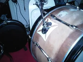Strange mounting plate on Moon kit