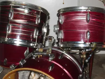 Expert help needed to identify another 5-piece vintage pawn shop beauty!!!!!!!