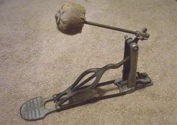 ID an old bass drum pedal