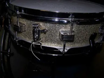 Ludwig Snare I.D. Help