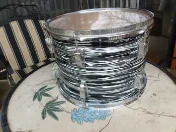 Ludwig Black Oyster Pearl Tom