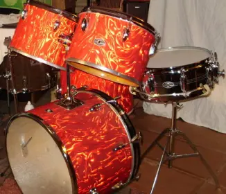 I need some info on this here Slingerland kit