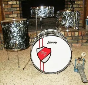 Found a kit made on my birthday