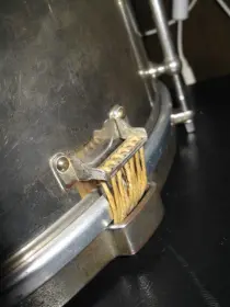Looking for help to identify this snare