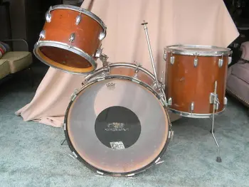 Slingy with a Japan Floor Tom?