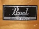 Can you help me identify this Pearl Snare Drum?