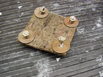 Spade Tom Mount ?