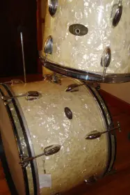 Vintage Prestige 'mij&quot; White Mother Pearl 4 Pc Set