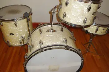 Vintage Prestige 'mij&quot; White Mother Pearl 4 Pc Set