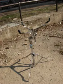 Is this Rogers snare stand?