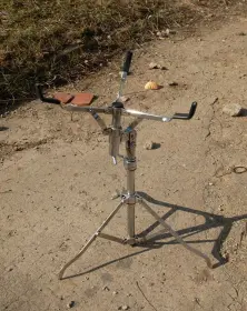 Is this Rogers snare stand?
