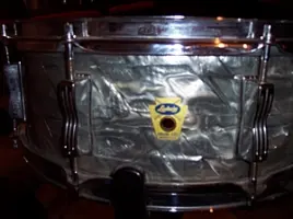 Ludwig snare. Please help identify.
