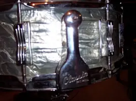 Ludwig snare. Please help identify.
