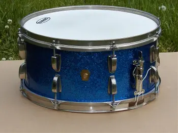 How rare is a &quot;School Festival&quot; Ludwig Snare
