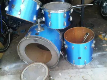 What does the wood look like under vintage tama swingstars