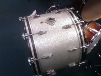 Ludwig Silver Sparkle Kick Drum