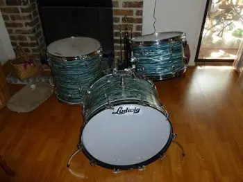 Ludwig Blue Oyster Pearl Drums