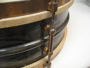 Help with snare drum identification