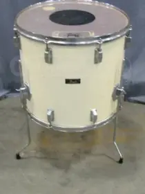 1970's Pearl F/G 16x18 Floor Tom on.....