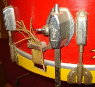 Identification: What are these lugs?
